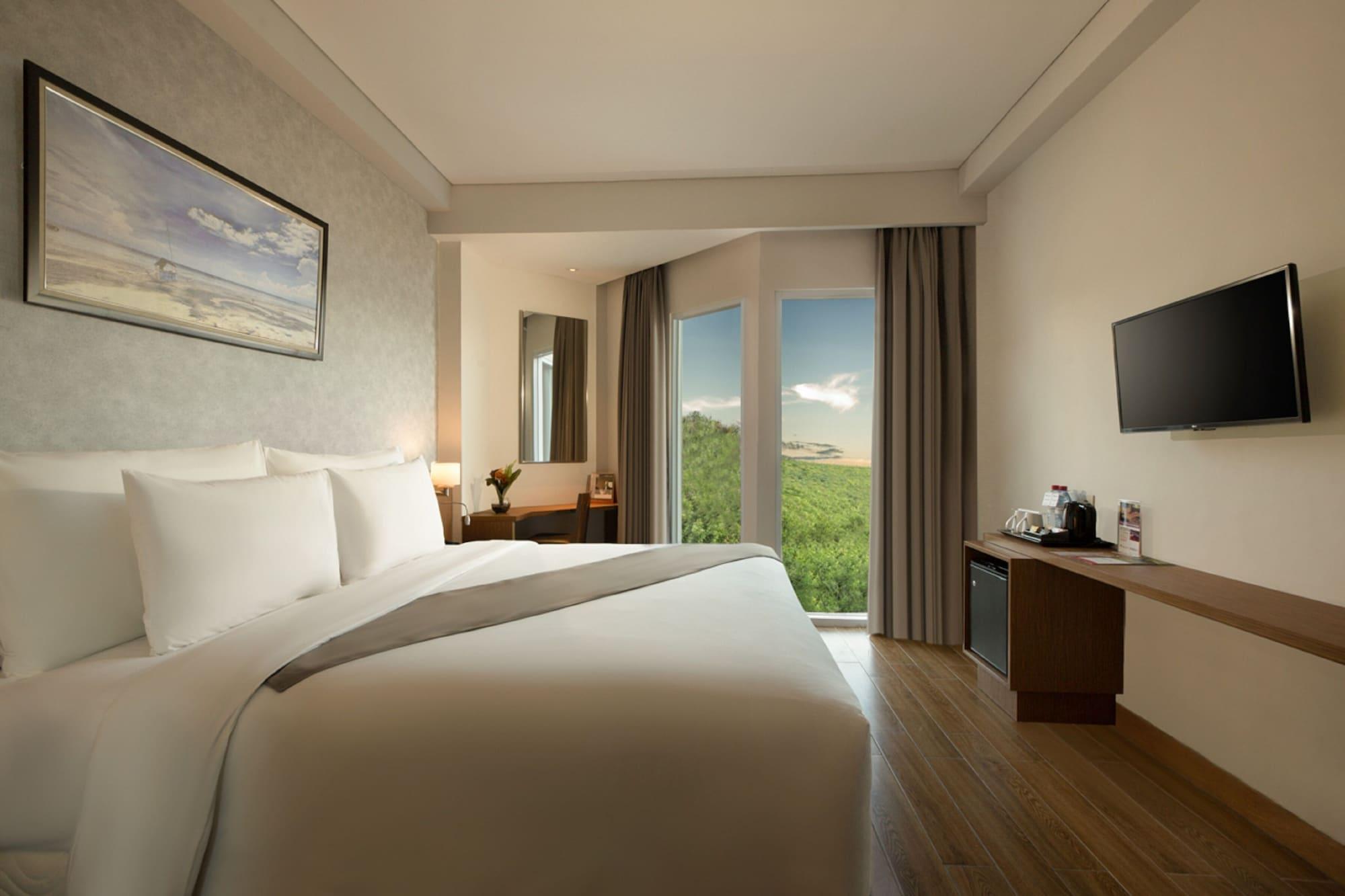 Swiss-Belinn Luwuk Kültér fotó