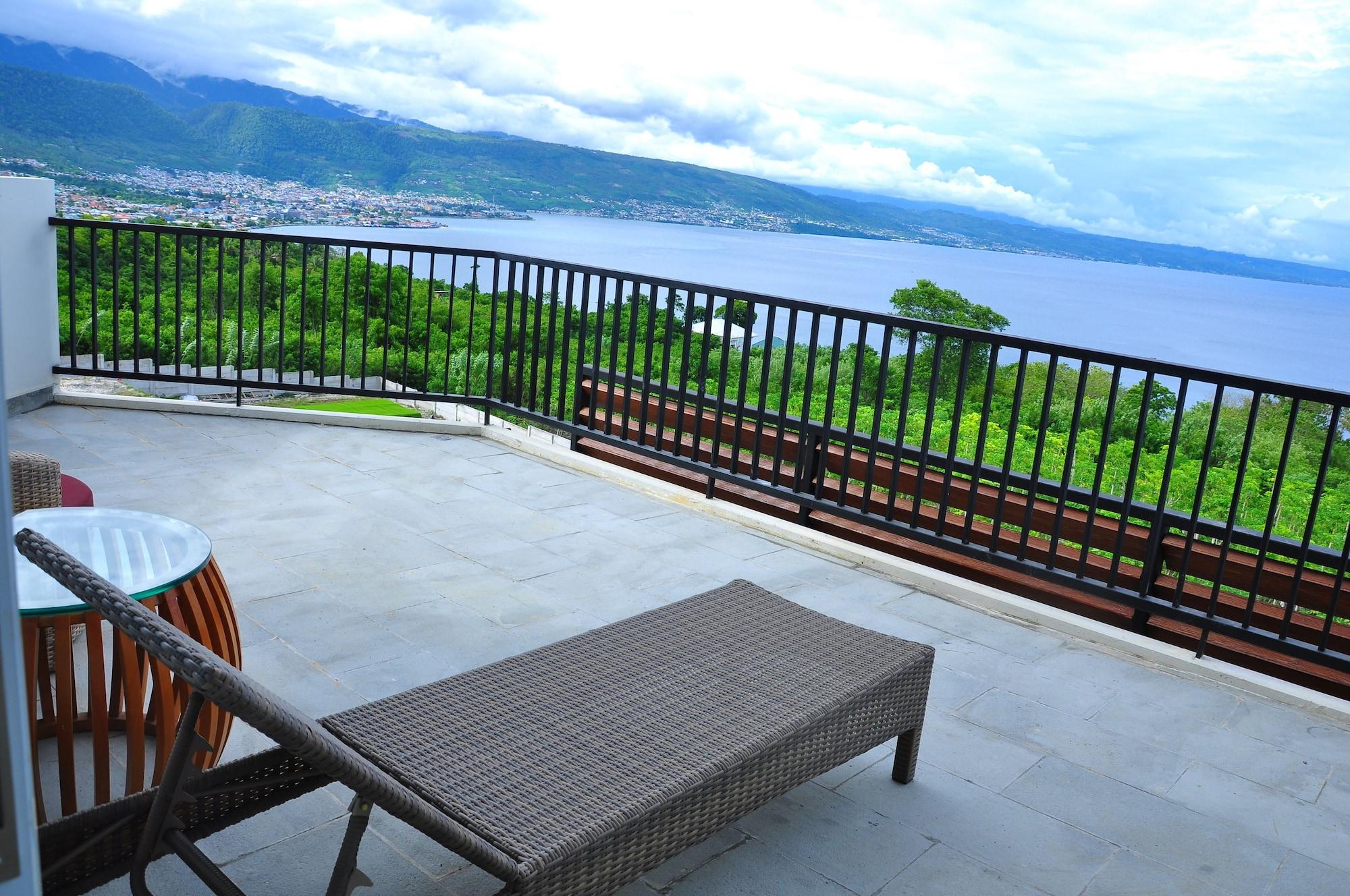 Swiss-Belinn Luwuk Kültér fotó