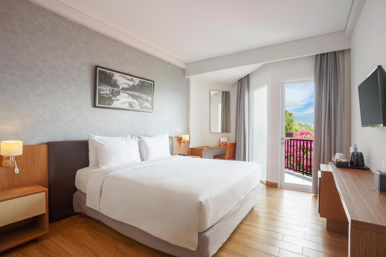 Swiss-Belinn Luwuk Kültér fotó