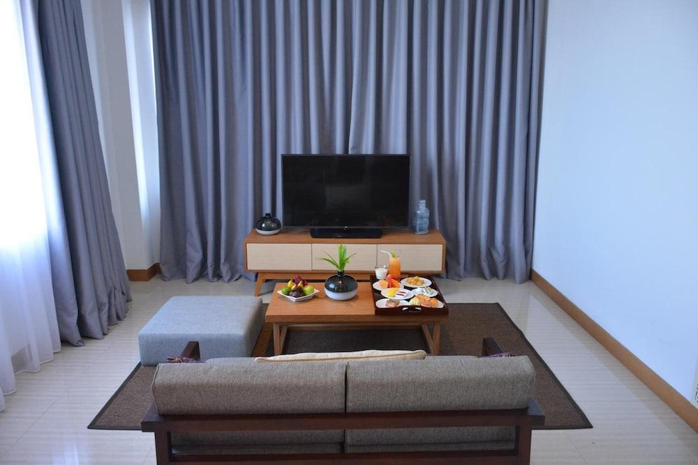 Swiss-Belinn Luwuk Kültér fotó