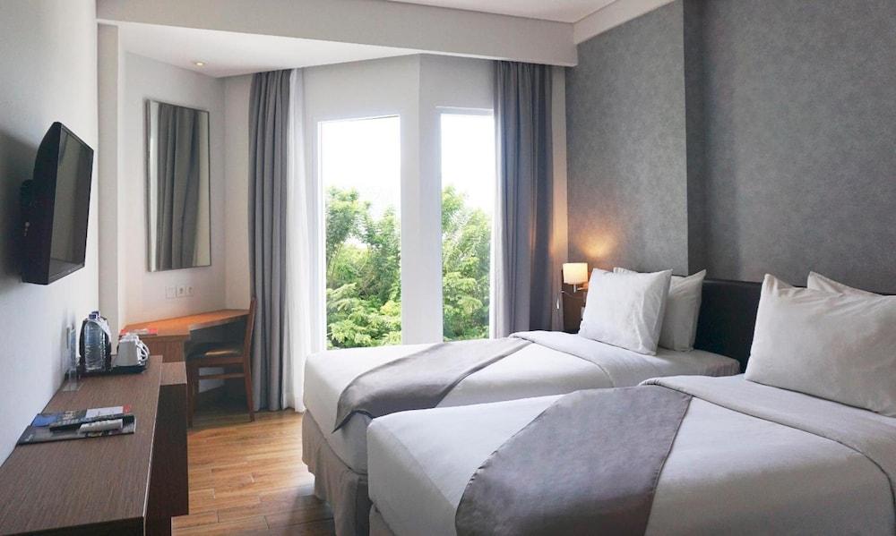 Swiss-Belinn Luwuk Kültér fotó