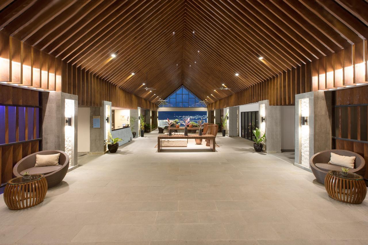 Swiss-Belinn Luwuk Kültér fotó